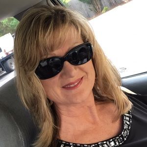 Meet your Posher, Teresa